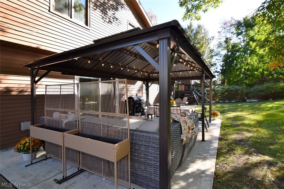 25436 Halburton Road Beachwood OH 44122
