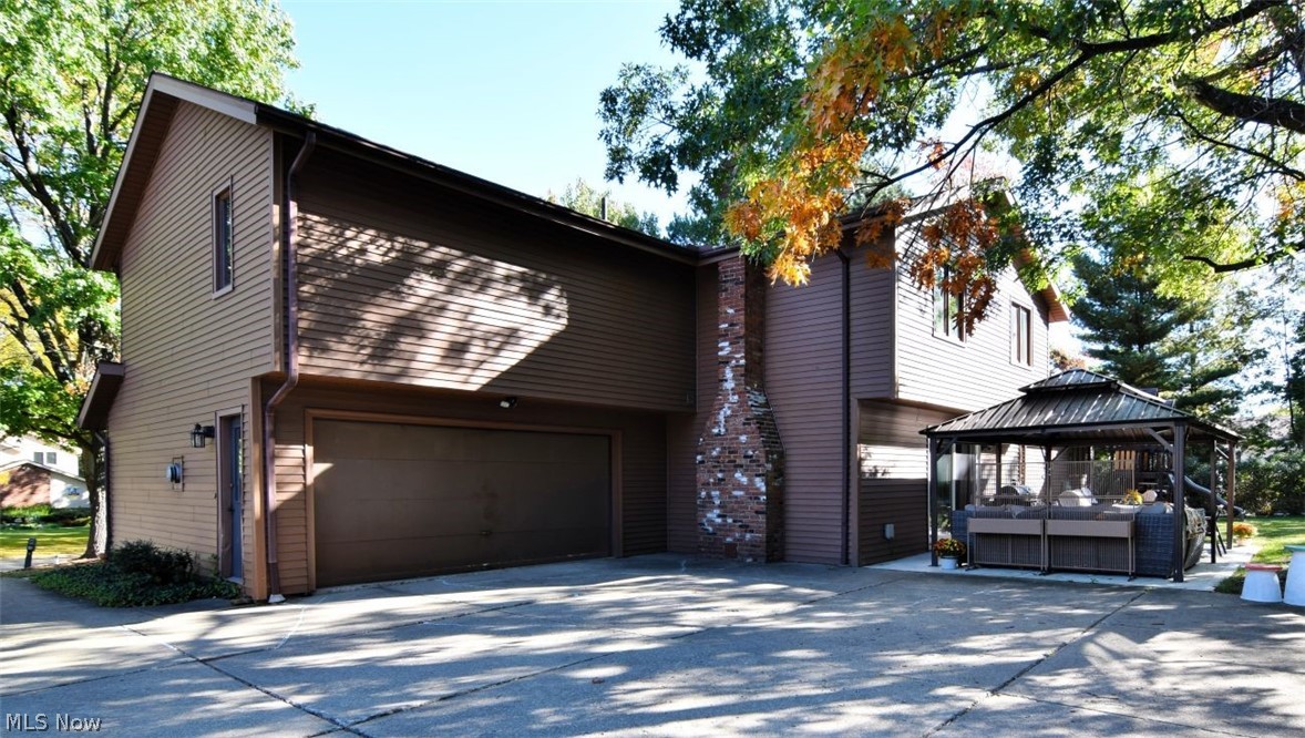 25436 Halburton Road Beachwood OH 44122