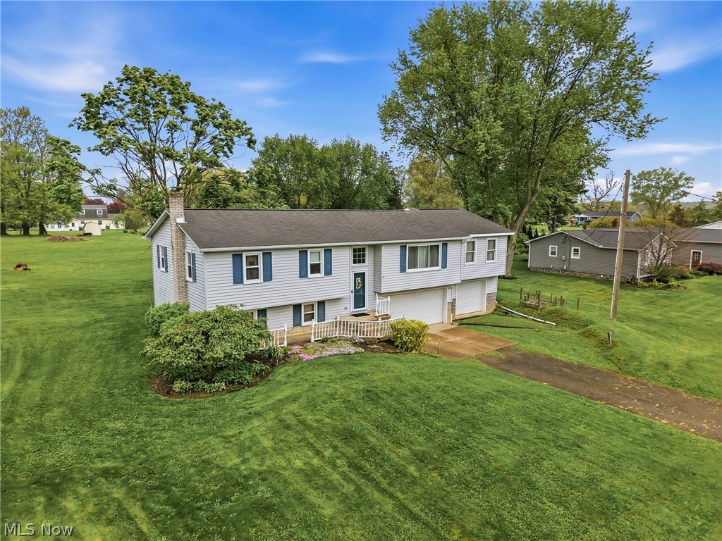 42866 Apples Way Drive Leetonia OH 44431
