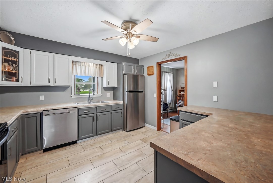 42866 Apples Way Drive Leetonia OH 44431