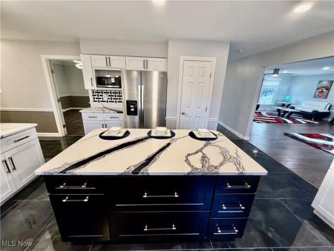 34 Chadbourne Drive Hudson OH 44236