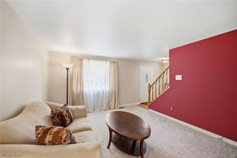 9481 Yorkview Drive North Royalton OH 44133