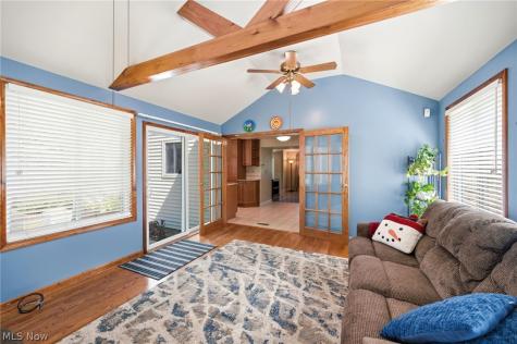 9481 Yorkview Drive North Royalton OH 44133