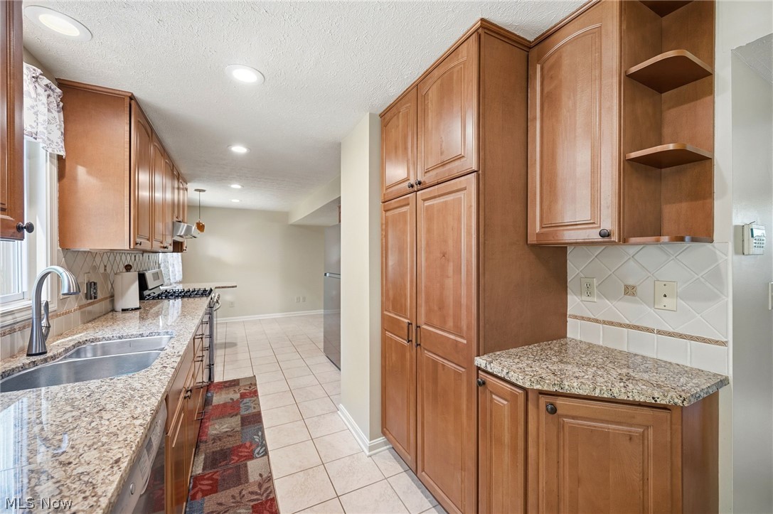 9481 Yorkview Drive North Royalton OH 44133