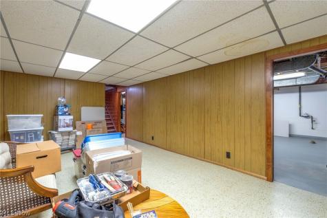 446 Ewing Road Youngstown OH 44512