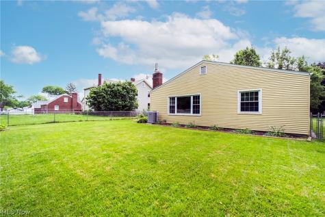 446 Ewing Road Youngstown OH 44512