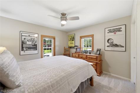 233 Sunset Road Avon Lake OH 44012