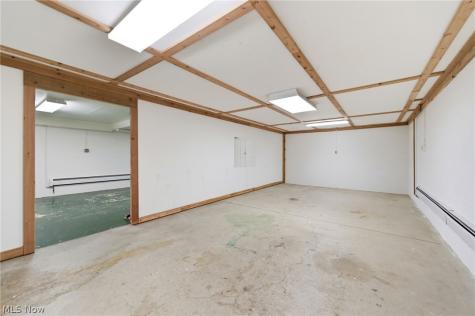 233 Sunset Road Avon Lake OH 44012