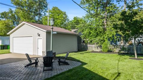 233 Sunset Road Avon Lake OH 44012