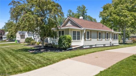 233 Sunset Road Avon Lake OH 44012