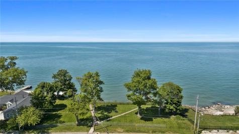 233 Sunset Road Avon Lake OH 44012