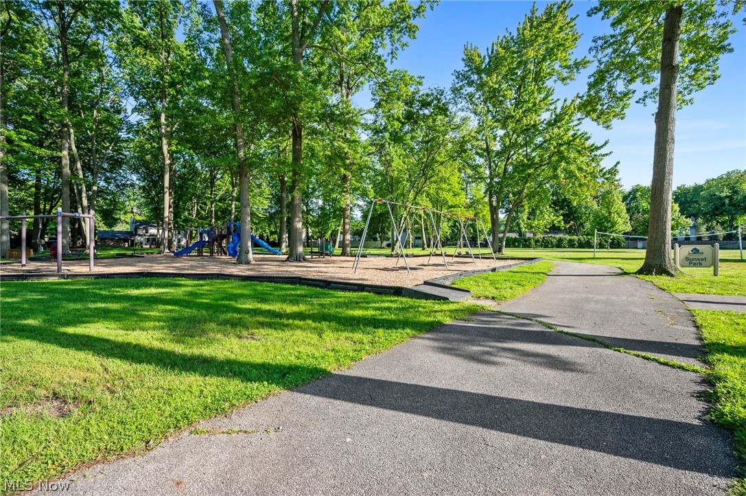 233 Sunset Road Avon Lake OH 44012