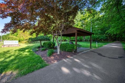 233 Sunset Road Avon Lake OH 44012