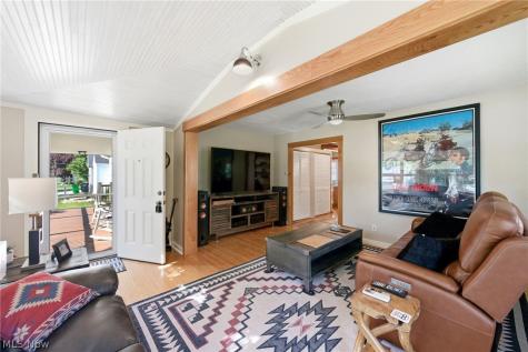 233 Sunset Road Avon Lake OH 44012