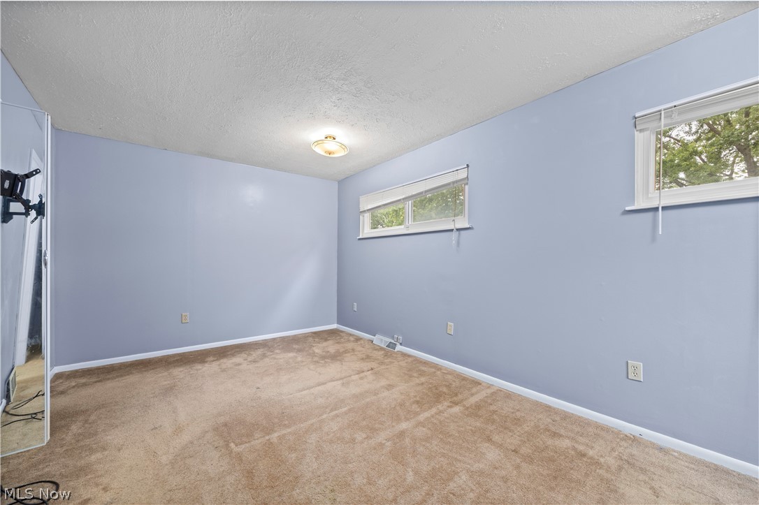 4704 W 156th Street Cleveland OH 44135