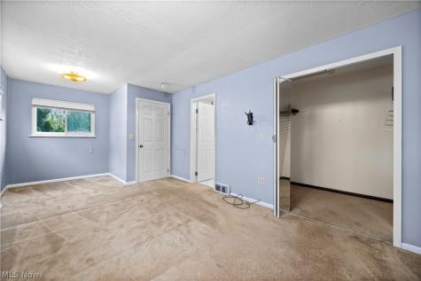 4704 W 156th Street Cleveland OH 44135