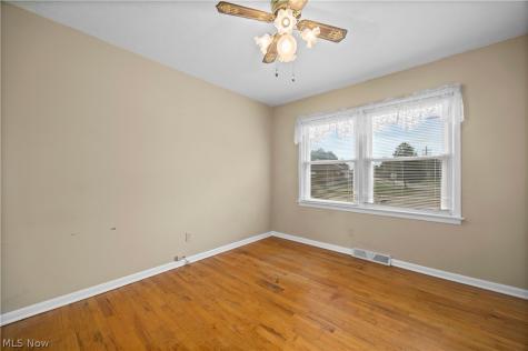 4704 W 156th Street Cleveland OH 44135