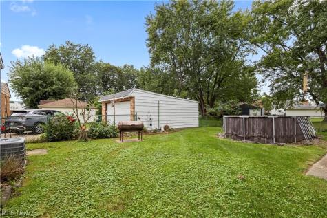 4704 W 156th Street Cleveland OH 44135