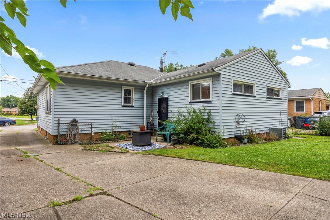 4704 W 156th Street Cleveland OH 44135