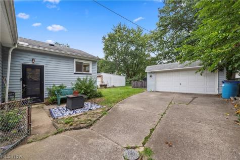 4704 W 156th Street Cleveland OH 44135