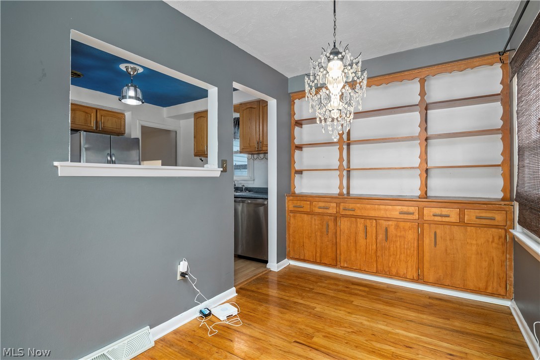 4704 W 156th Street Cleveland OH 44135
