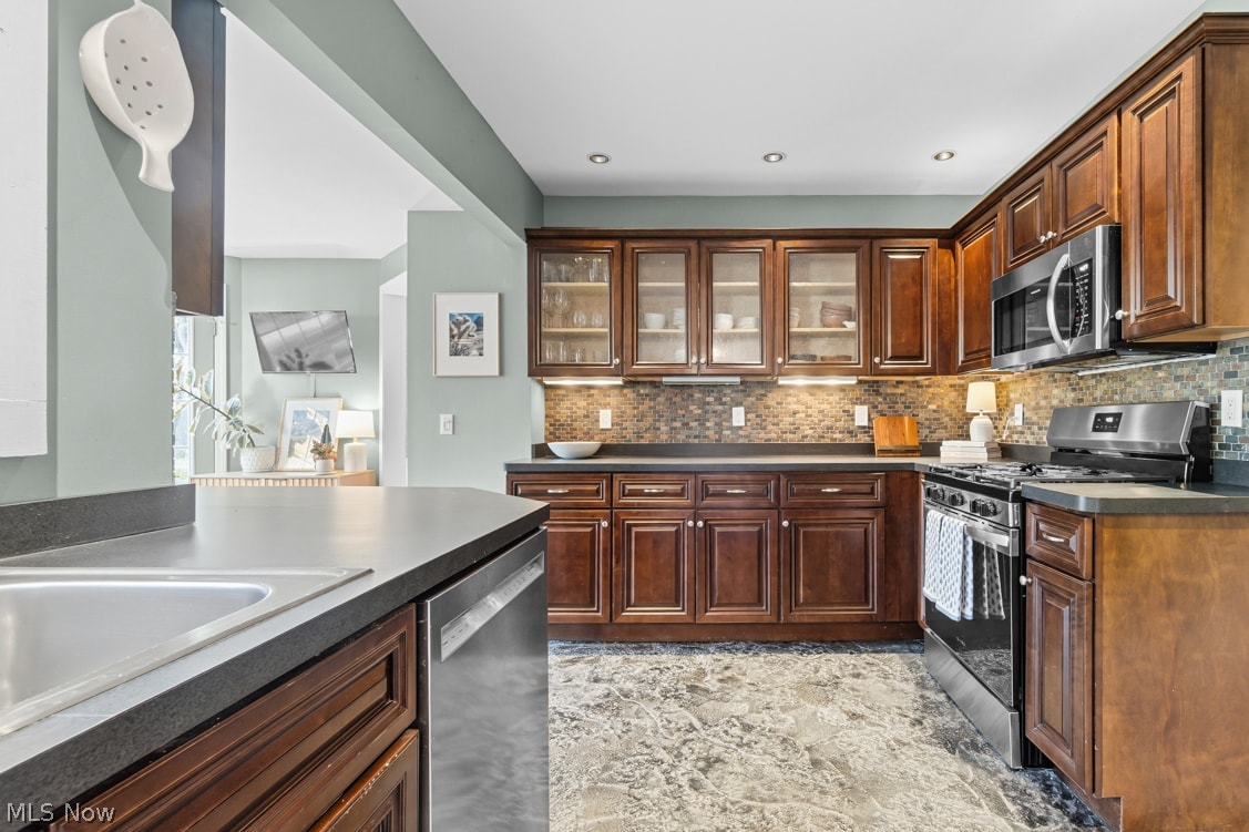3185 Belvoir Boulevard Shaker Heights OH 44122