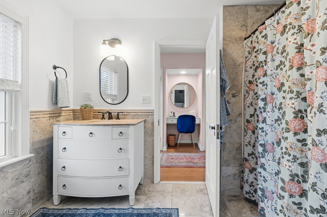 3185 Belvoir Boulevard Shaker Heights OH 44122