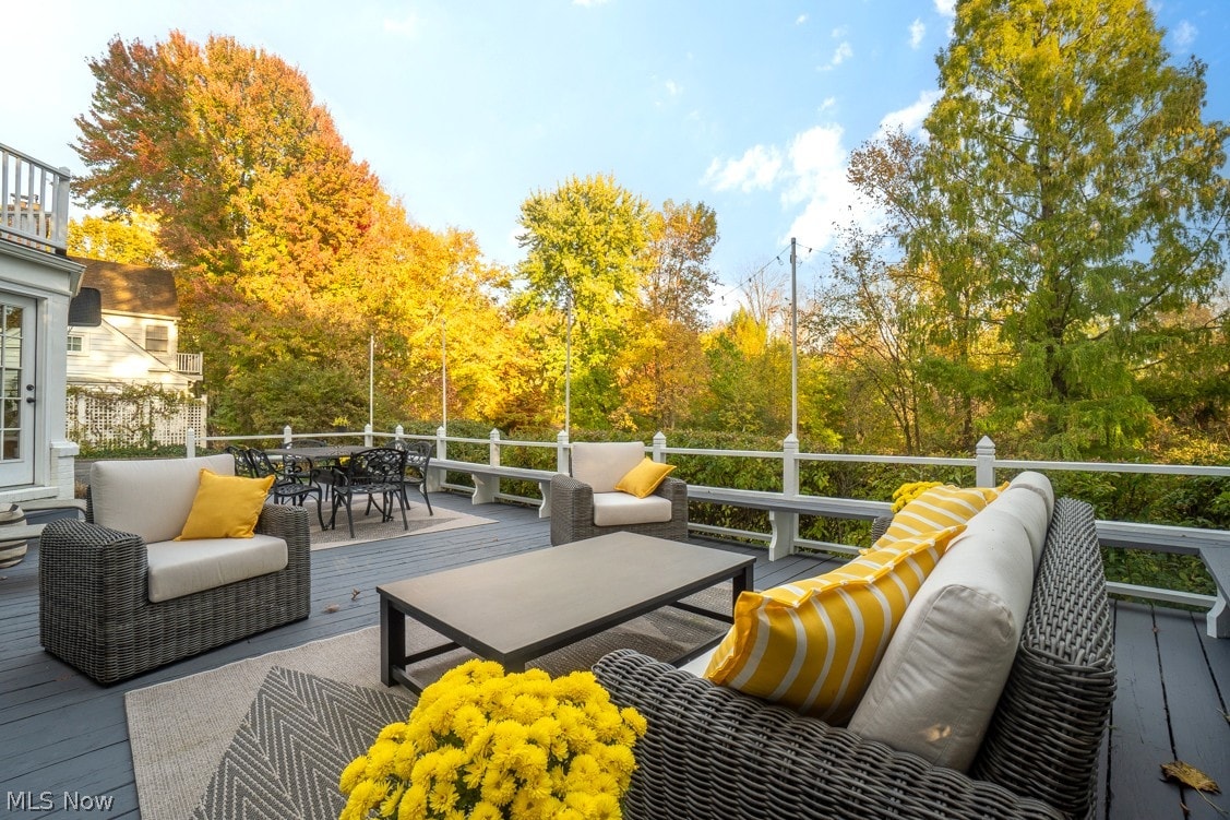3185 Belvoir Boulevard Shaker Heights OH 44122