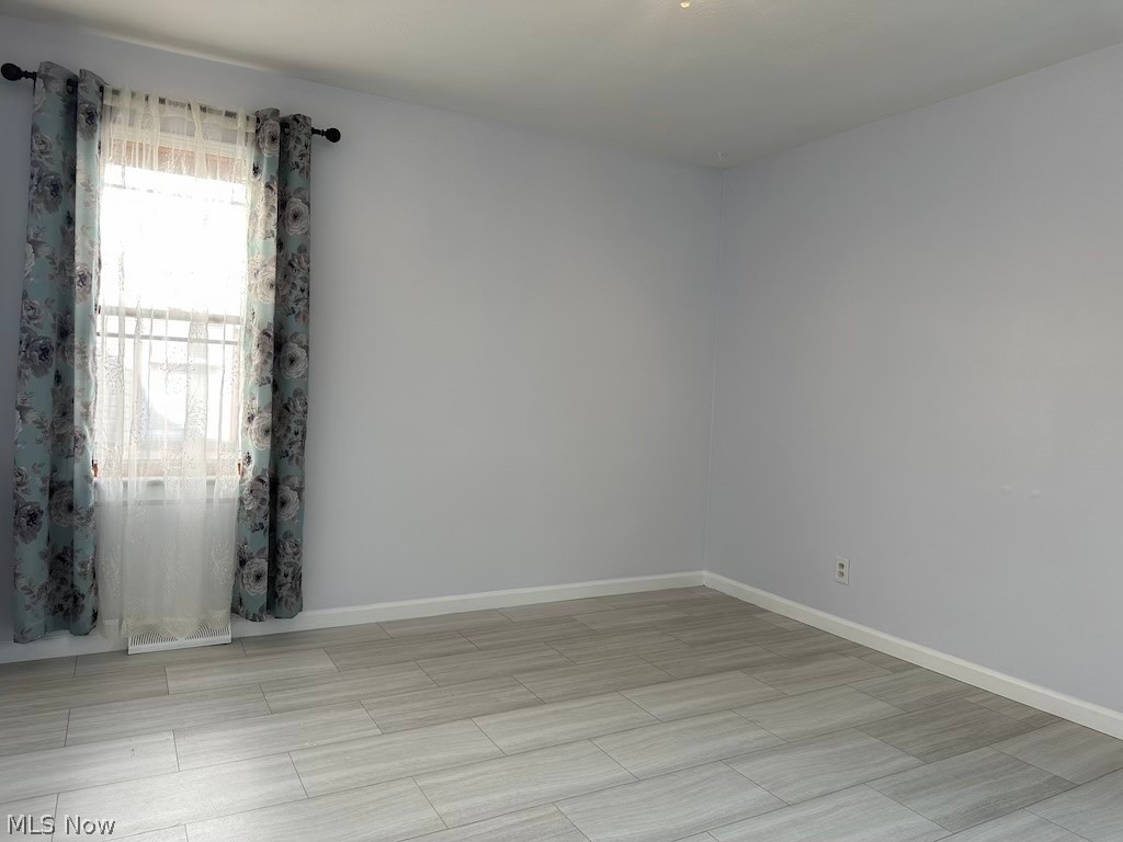 1011 Parkleigh Drive Parma OH 44134
