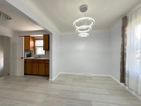 1011 Parkleigh Drive Parma OH 44134