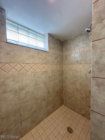 1011 Parkleigh Drive Parma OH 44134