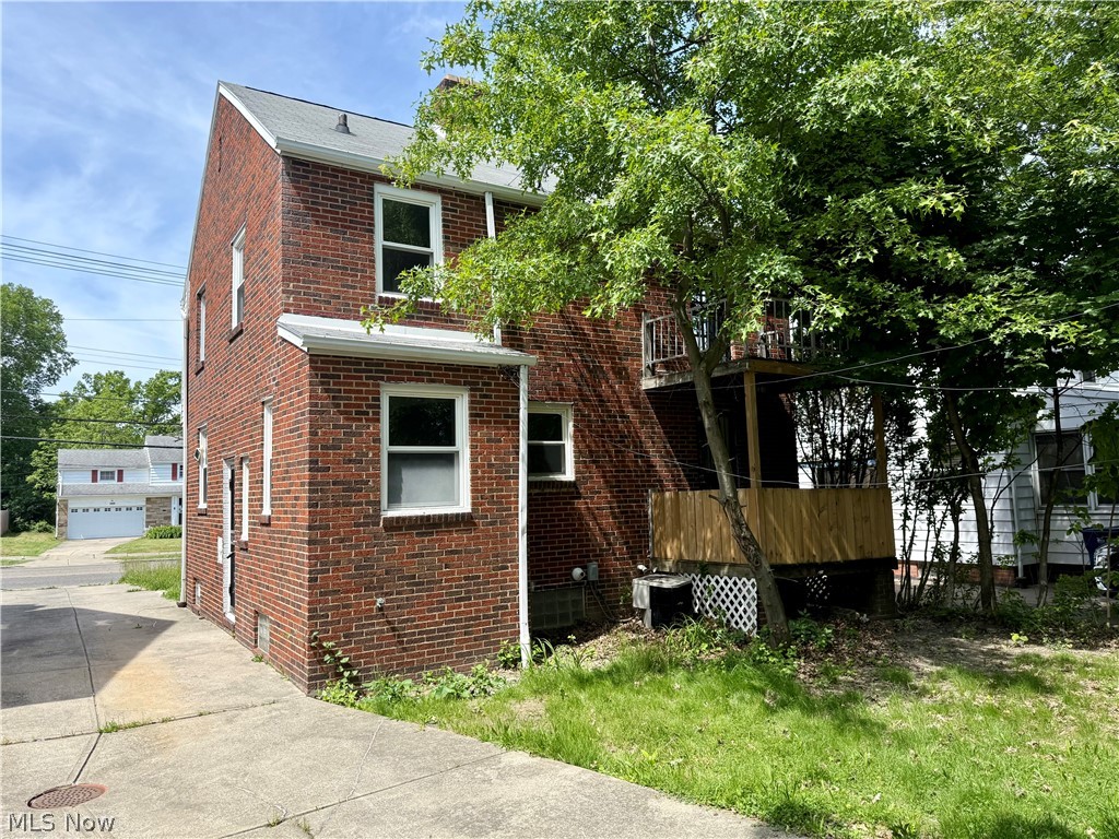 2257 N Taylor Road Cleveland Heights OH 44112