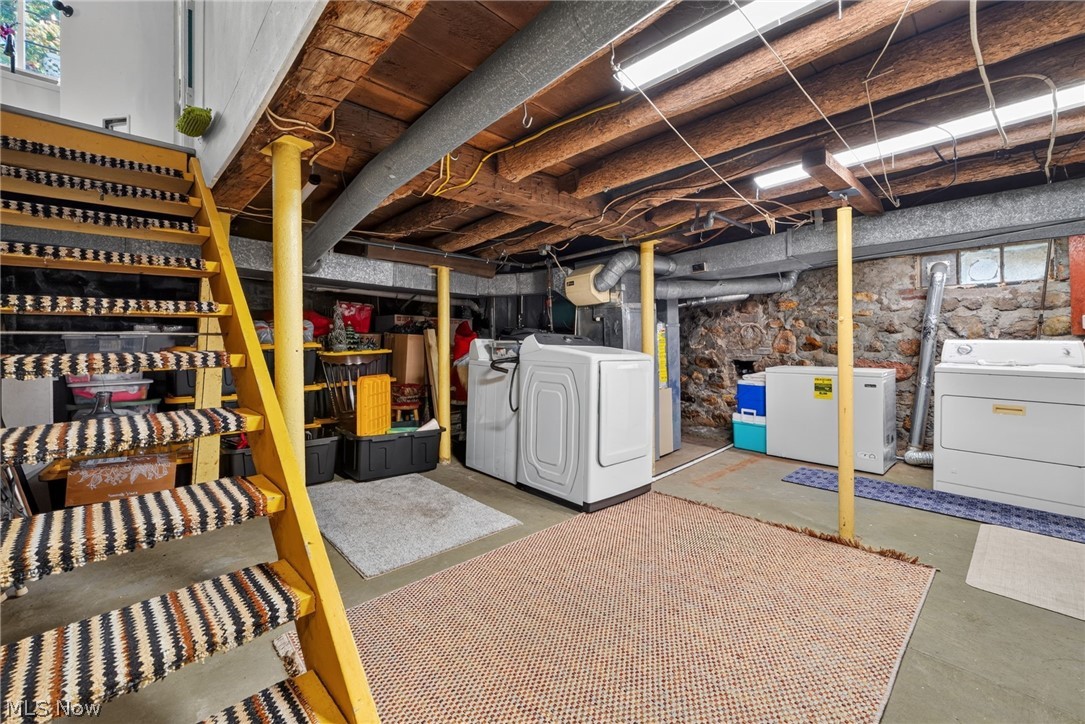 538 Center Road Conneaut OH 44030