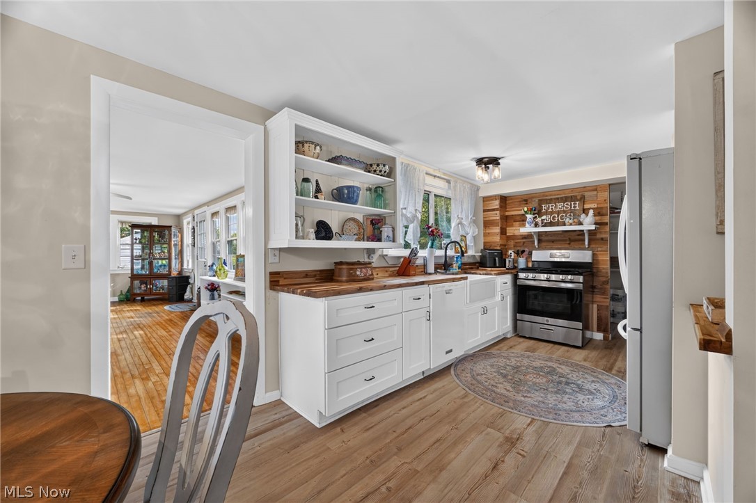 538 Center Road Conneaut OH 44030
