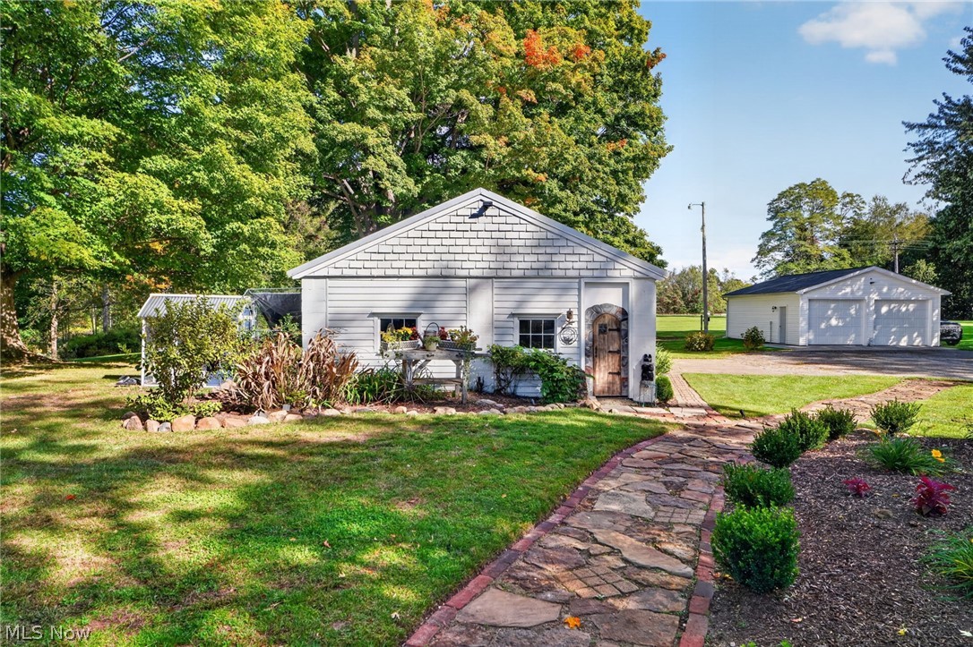 538 Center Road Conneaut OH 44030