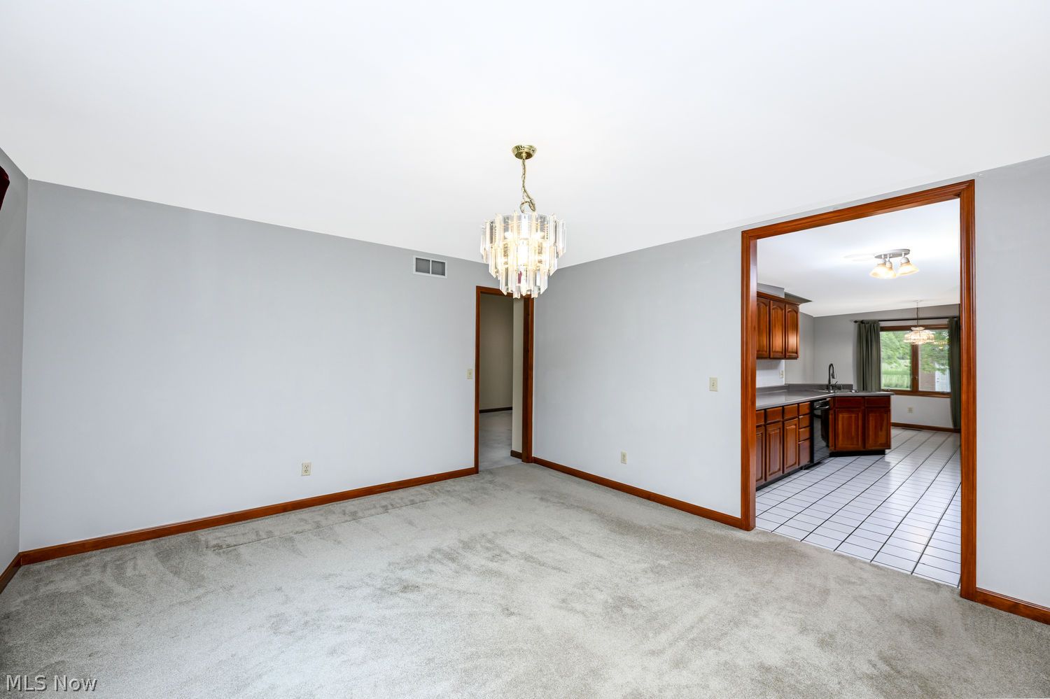 106 S Hametown Road Copley OH 44321
