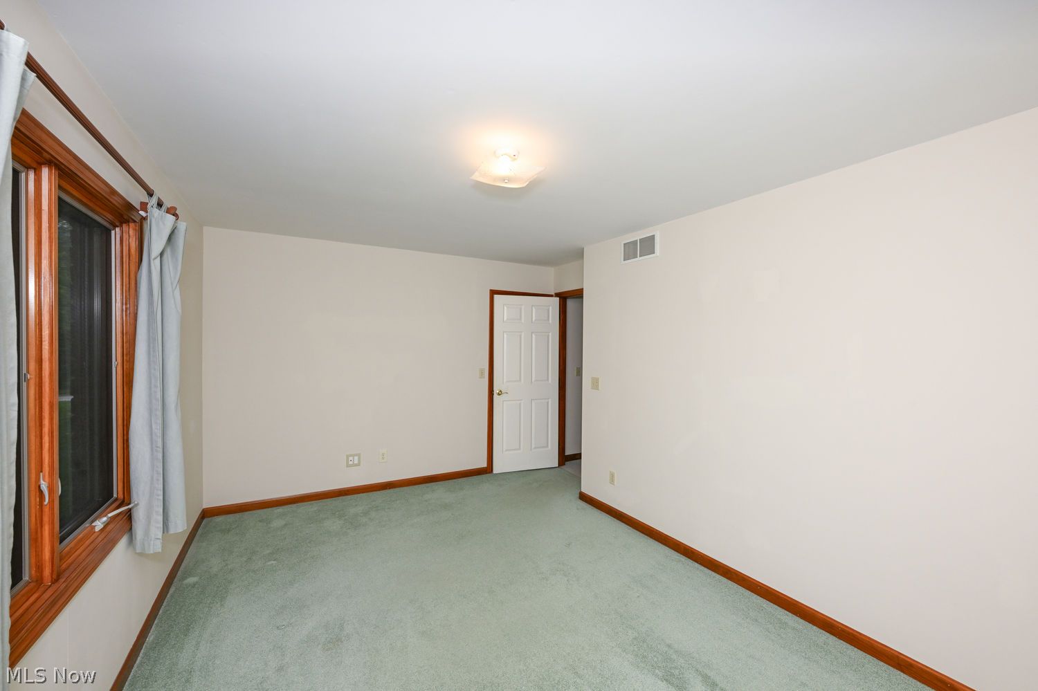 106 S Hametown Road Copley OH 44321