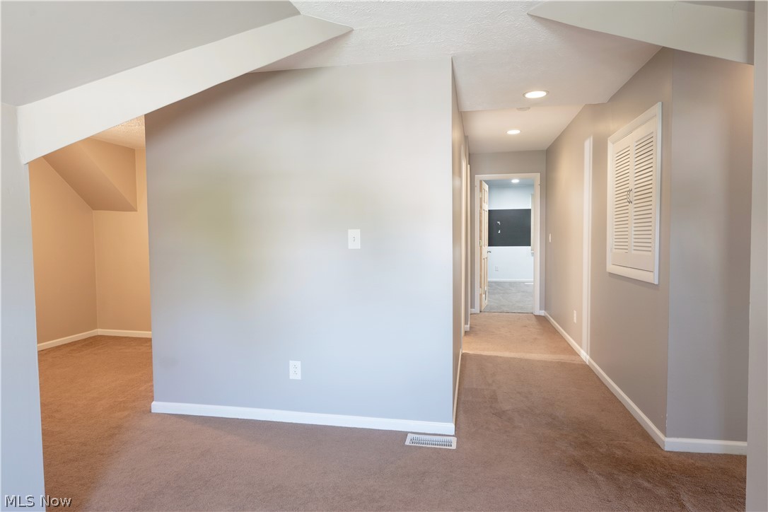 5307 Karen Isle Drive Willoughby OH 44094