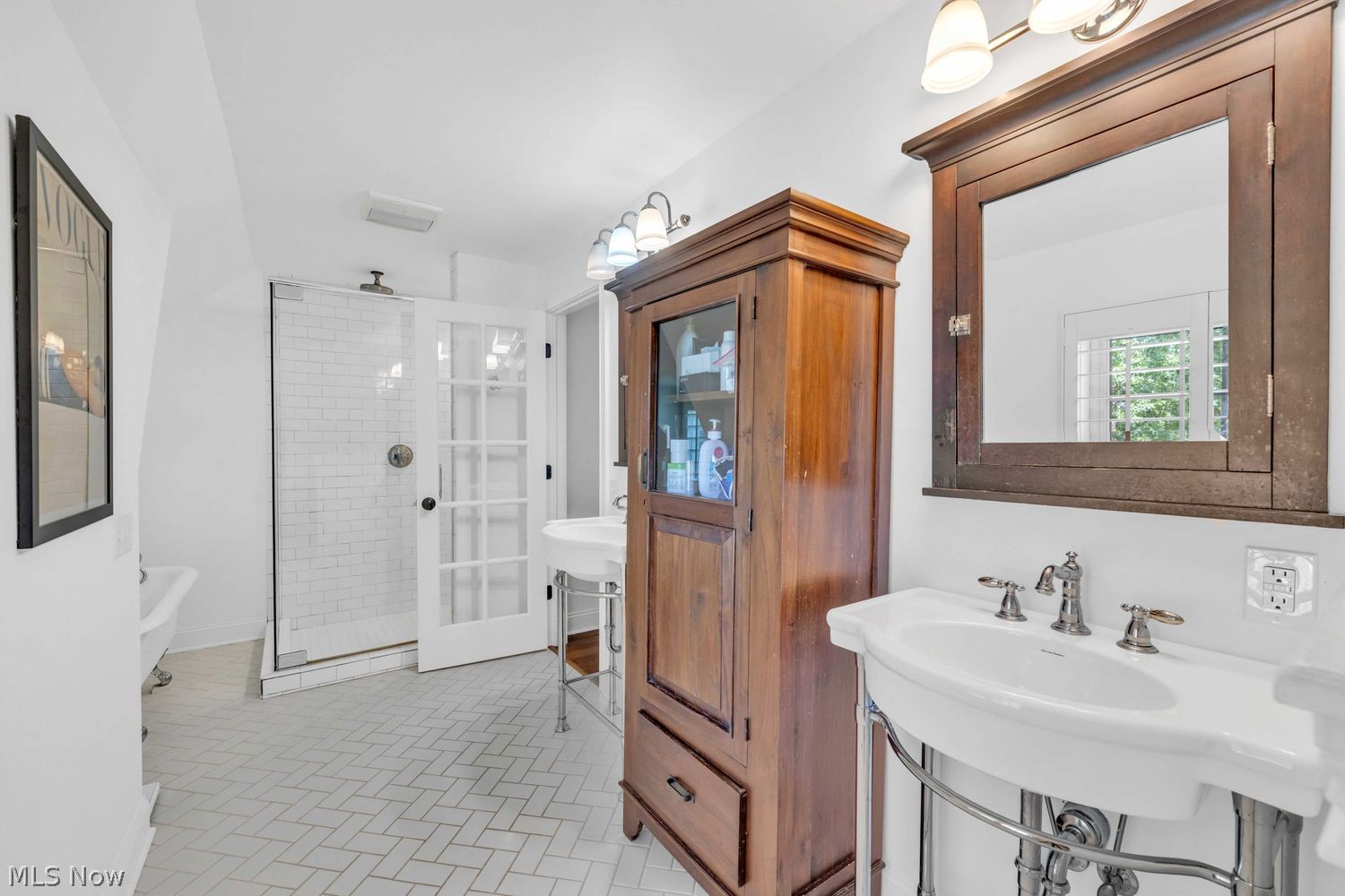 19637 Beach Cliff Boulevard Rocky River OH 44116