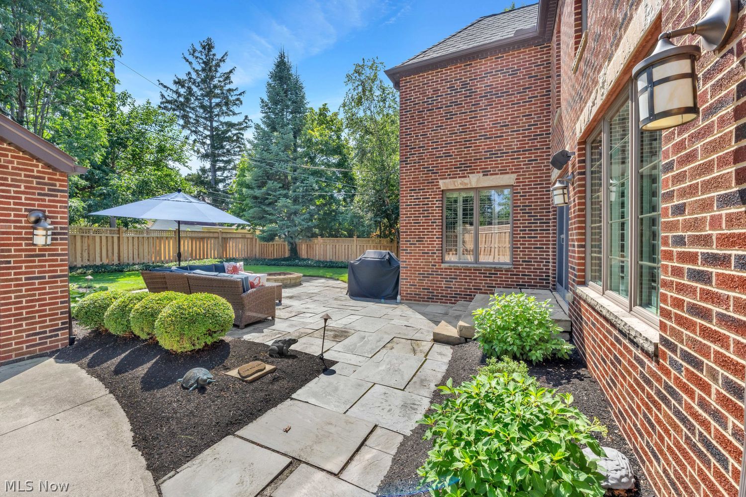 19637 Beach Cliff Boulevard Rocky River OH 44116