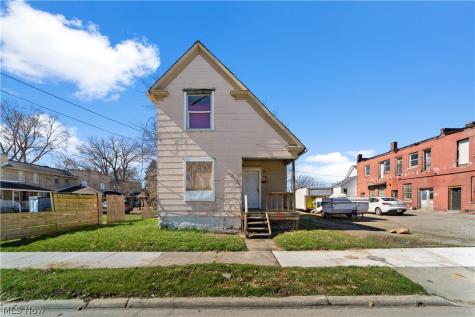 796 Sherman Akron OH 44311
