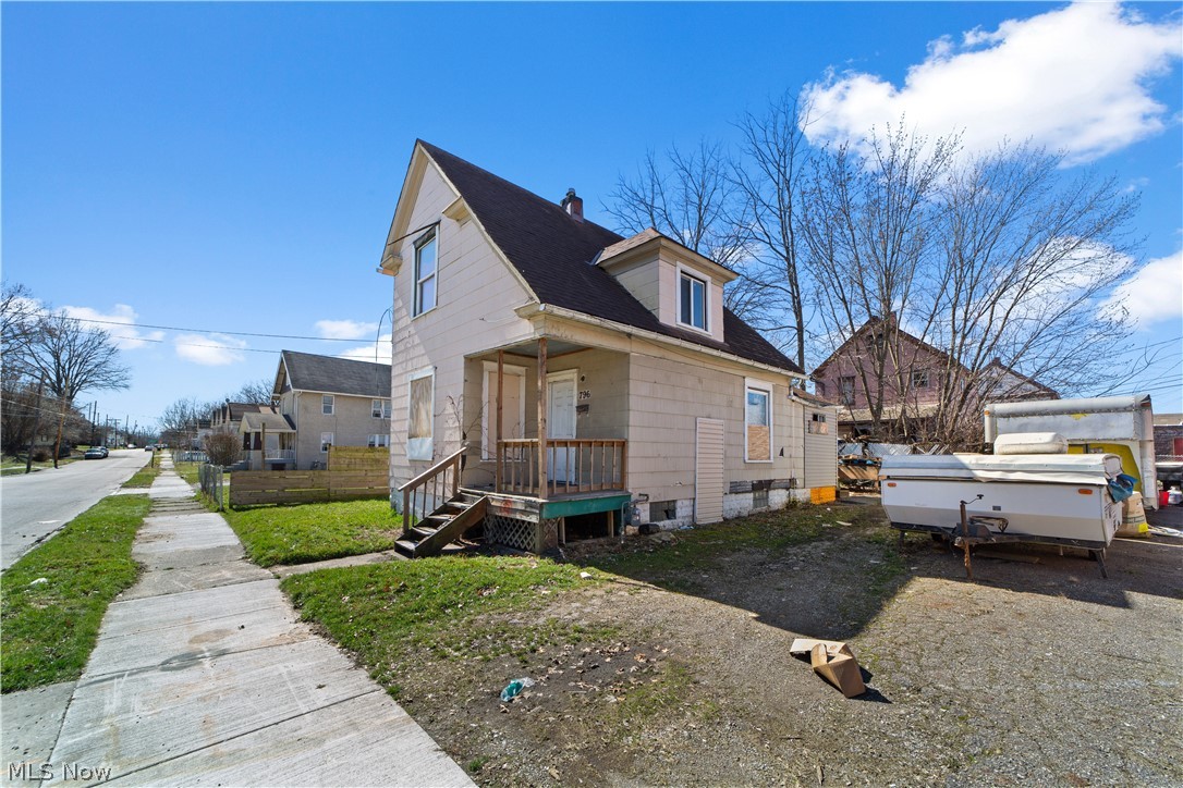 796 Sherman Akron OH 44311