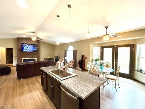 38612 Bell Road Willoughby OH 44094