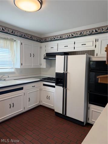 339 E 315th Street Willowick OH 44095