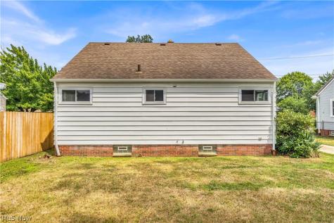 6310 Alexandria Drive Parma OH 44130
