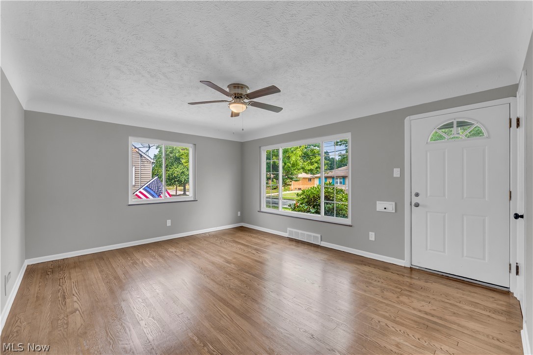 6310 Alexandria Drive Parma OH 44130