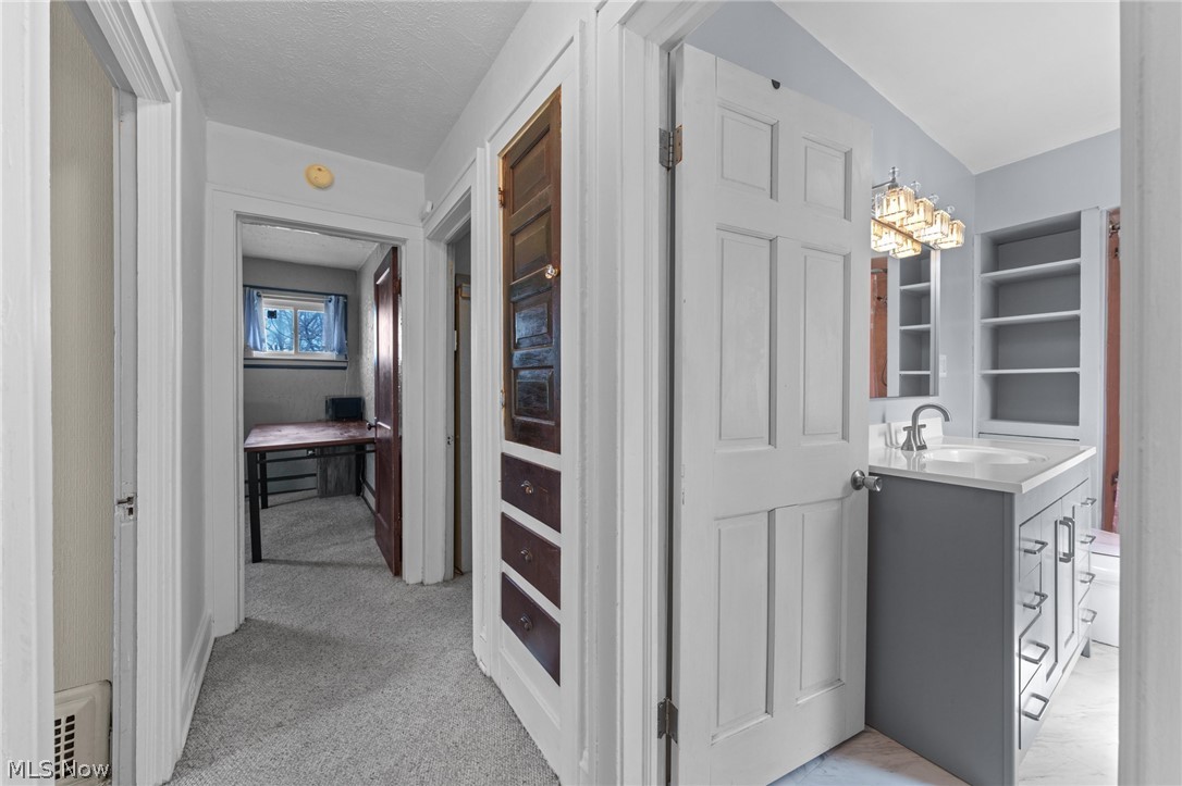 10506 Park Heights Avenue Garfield Heights OH 44125