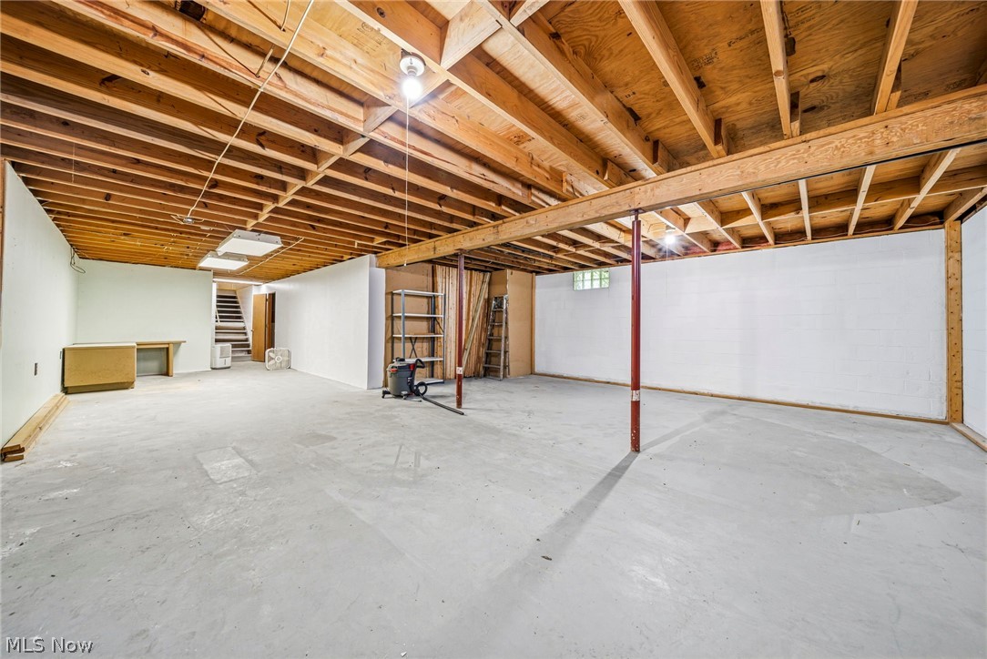245 Woodside Avenue Jefferson OH 44047