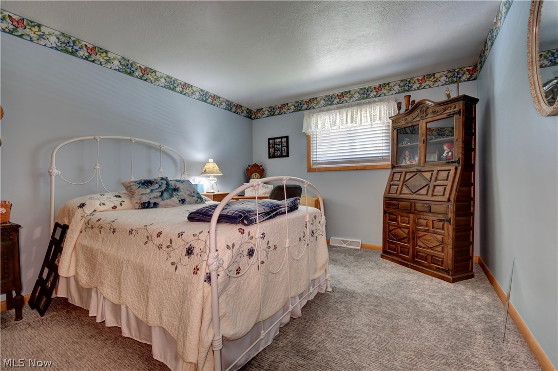 3130 Foothill Drive SE New Philadelphia OH 44663