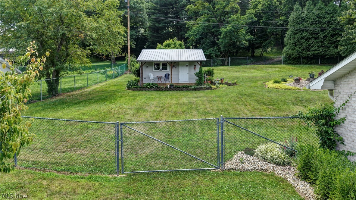 3130 Foothill Drive SE New Philadelphia OH 44663